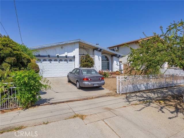 Panorama City, CA 91402,8434 Dorrington Avenue