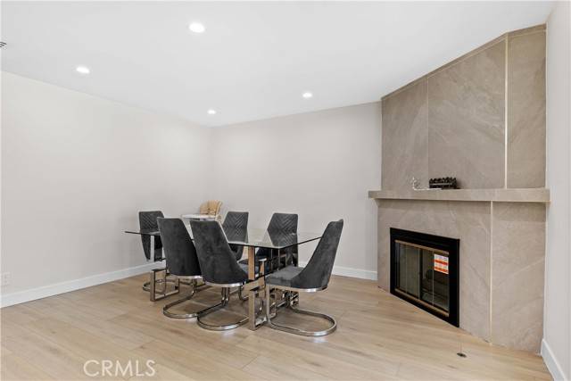 Van Nuys, CA 91405,6832 Cantaloupe Avenue