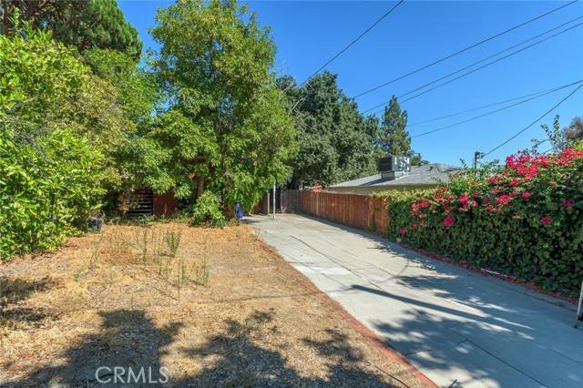 La Crescenta, CA 91214,4608 Dyer Street