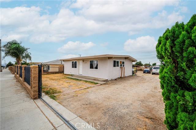 Fontana, CA 92336,6742 Citrus Avenue