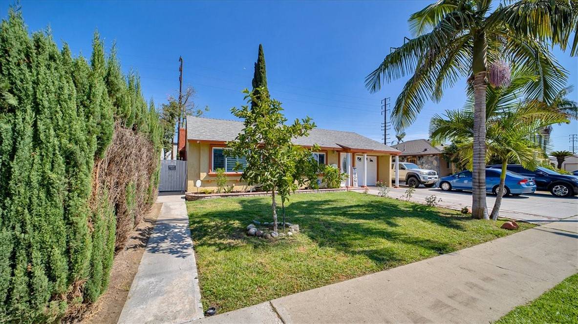 Downey, CA 90241,7643 Pivot Street