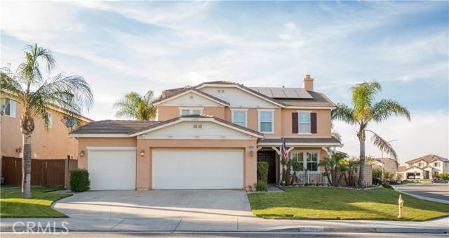 Corona, CA 92883,24319 Sawtooth Court