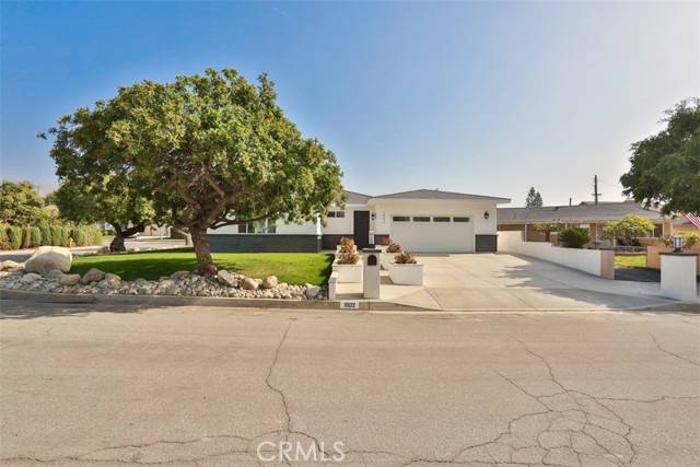 Duarte, CA 91010,1002 Livermont Lane