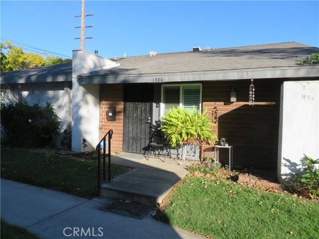 Upland, CA 91786,1380 W 8th Street #69