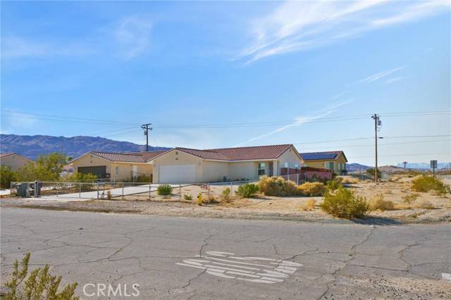 29 Palms, CA 92277,6528 Twentynine Palms