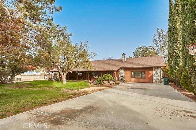 Oak Hills, CA 92344,7781 El Manor Rd