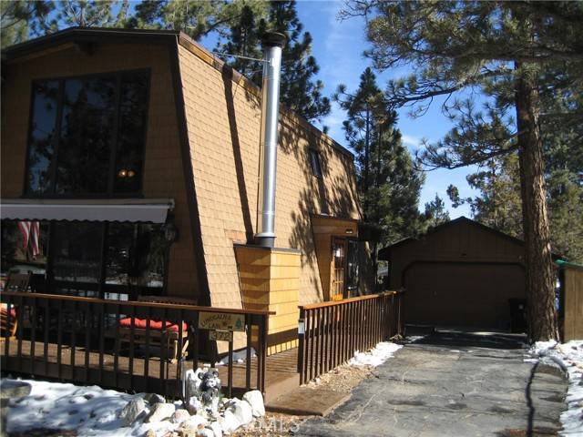 Big Bear, CA 92314,372 Brewer Way