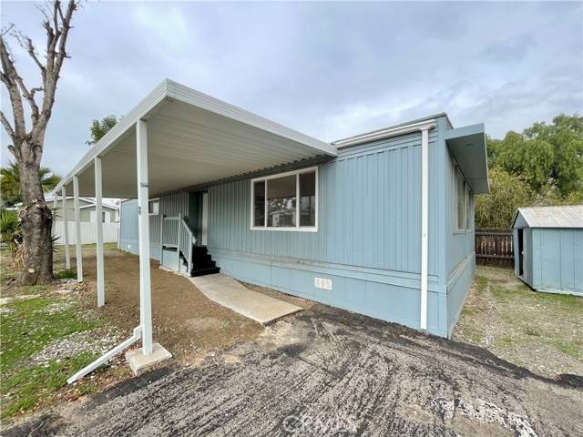 Corona, CA 92882,995 Pomona #8