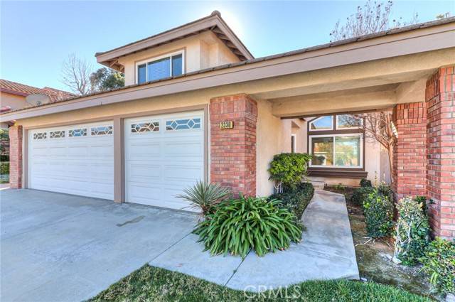 Corona, CA 92882,2330 Whiteoak Lane