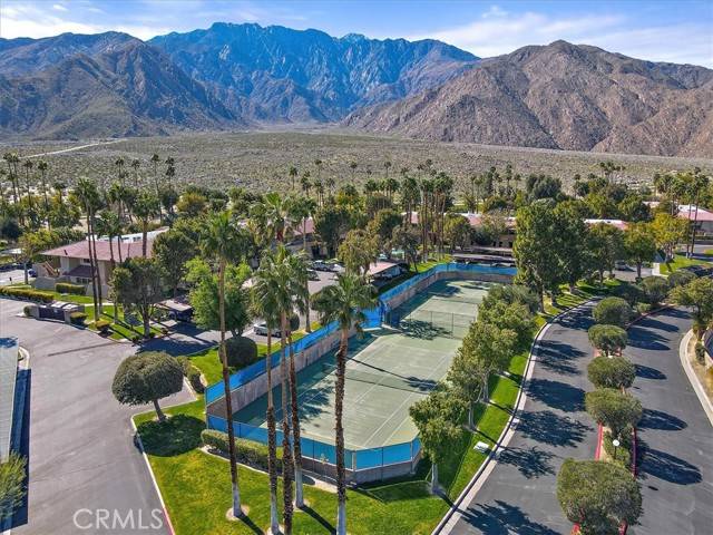 Palm Springs, CA 92262,701 N Los Felices Circle #203