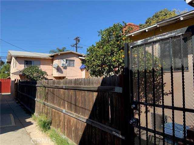 Huntington Park, CA 90255,6215 Malabar Street