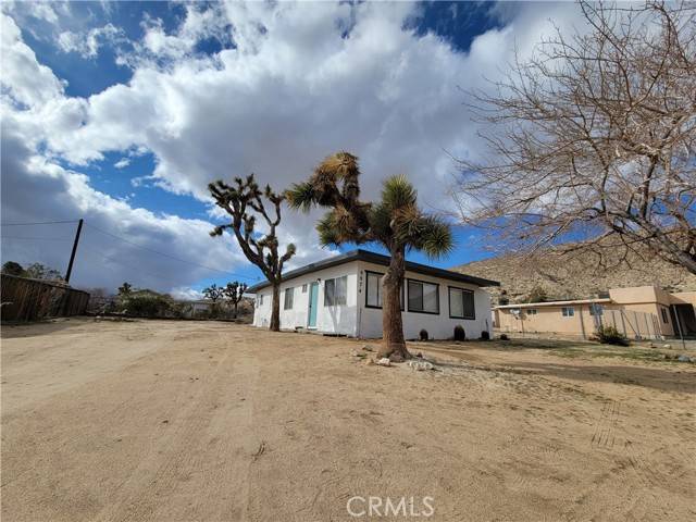 Yucca Valley, CA 92284,6974 Apache