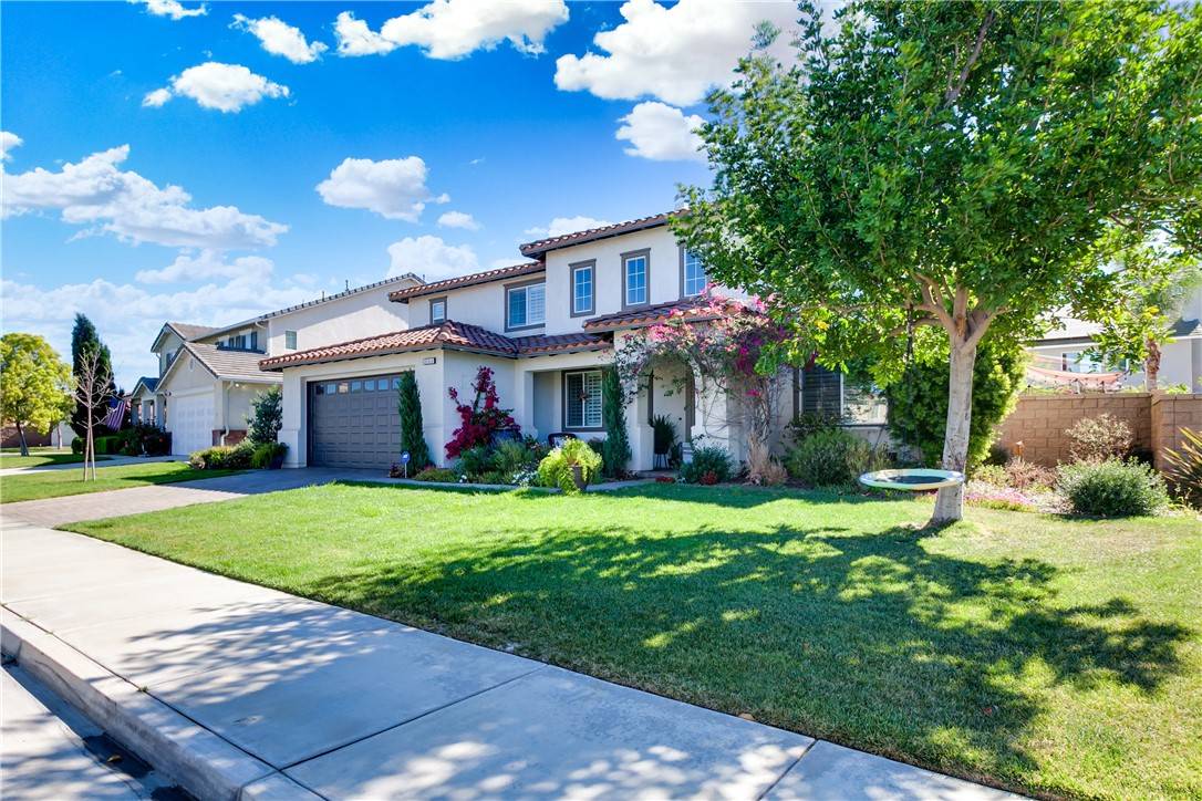 Eastvale, CA 92880,8064 Ross Street