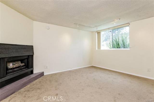 Studio City, CA 91604,4660 Coldwater Canyon Avenue #2