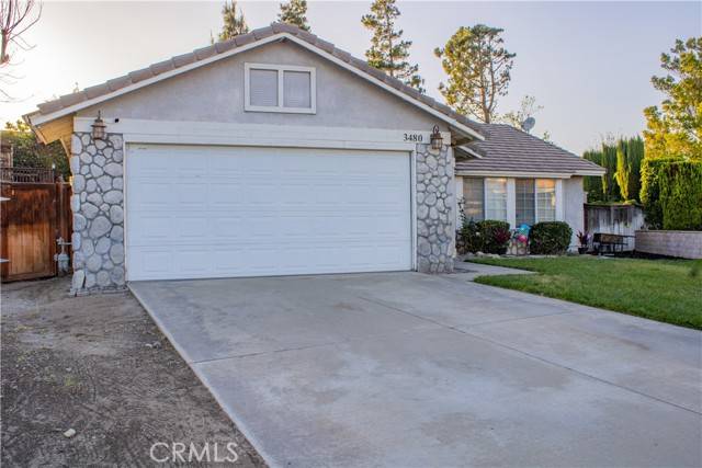 Rialto, CA 92377,3480 N Orangewood Avenue