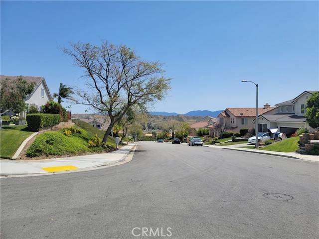 Castaic, CA 91384,30157 Kessler Court