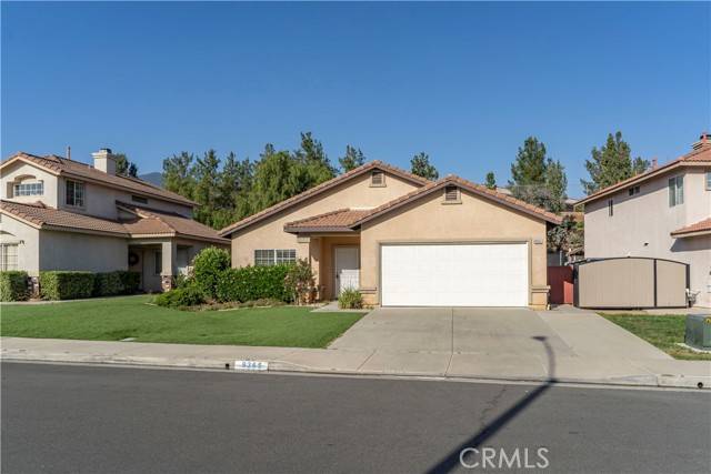 Corona, CA 92883,9365 Nickellaus Court