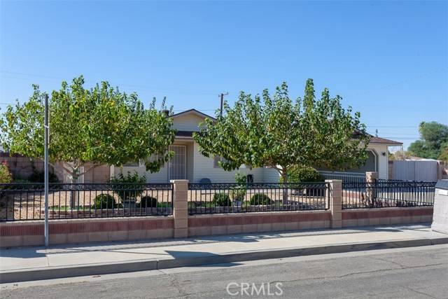 Boron, CA 93516,24422 Tamarisk Avenue