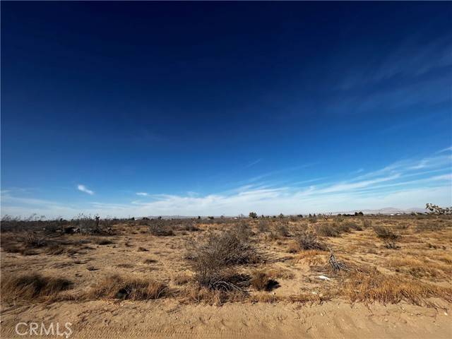 Phelan, CA 92371,11300 Caughlin