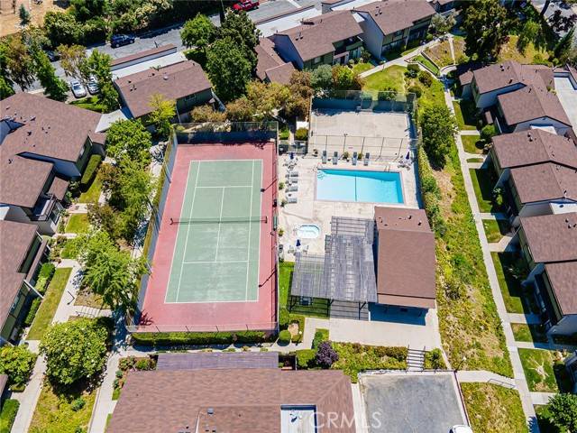 Sunland, CA 91040,8742 Wyngate Street #40