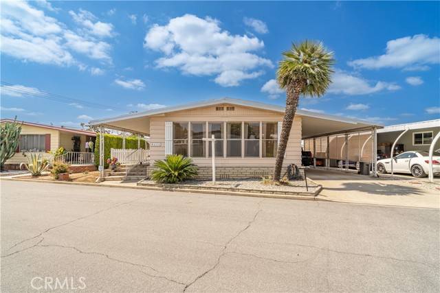 La Verne, CA 91750,3530 Damien #292