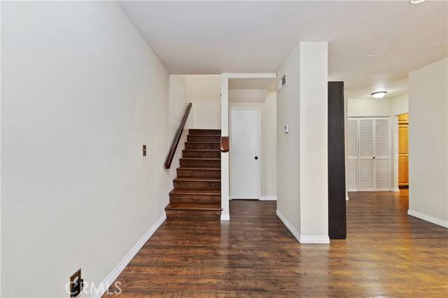 Van Nuys, CA 91405,15050 Sherman Way #222