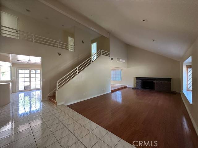 Northridge, CA 91324,9566 Melvin Avenue