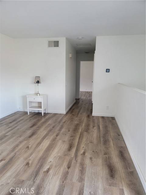 Pomona, CA 91767,176 Whitney Avenue #4