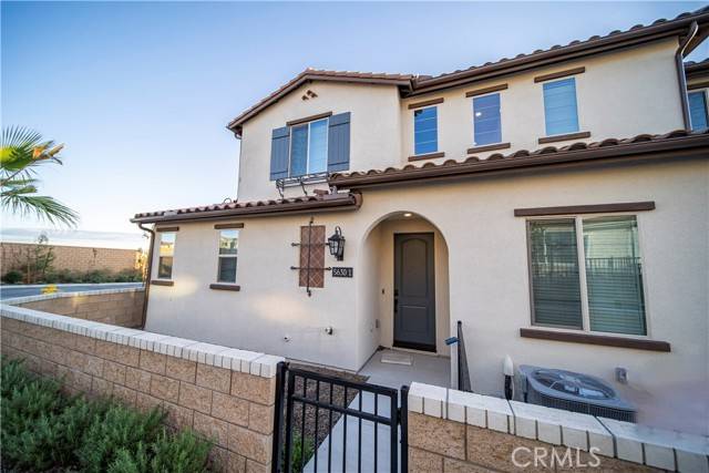 Fontana, CA 92336,5630 Altamura Way #1