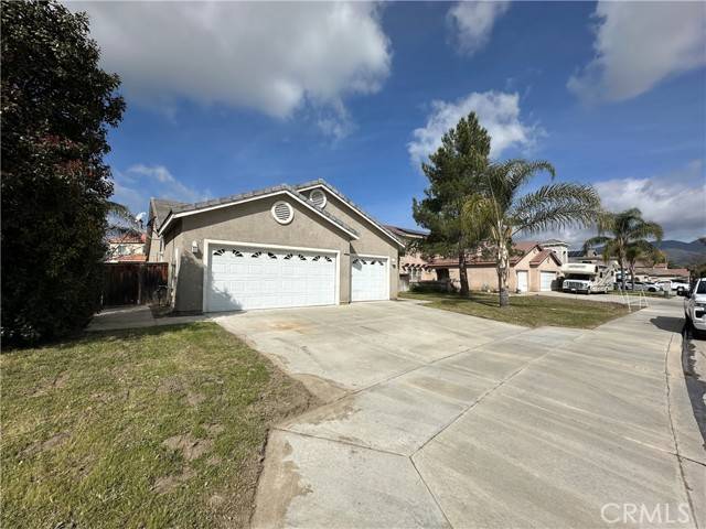 San Jacinto, CA 92583,2272 Versailles Street