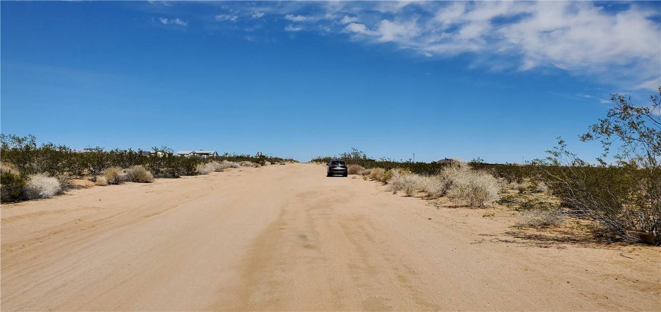 Joshua Tree, CA 92252,0 Center