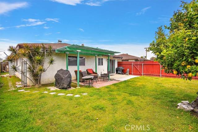 Bellflower, CA 90706,17629 Virginia Avenue