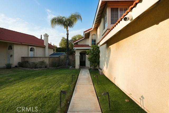 Fontana, CA 92336,15168 Geranium Street