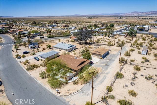 29 Palms, CA 92277,73596 Desert Trail Drive