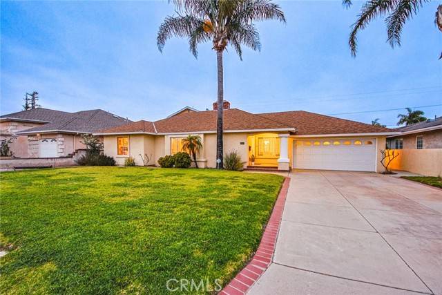 Downey, CA 90241,7835 Irwingrove Drive