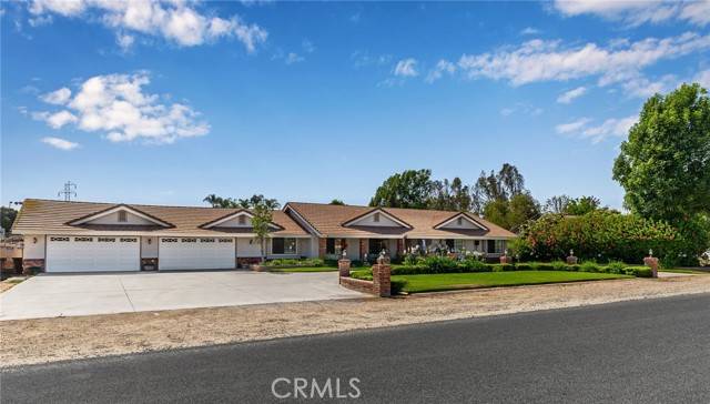 Jurupa Valley, CA 92509,5699 Steve Street