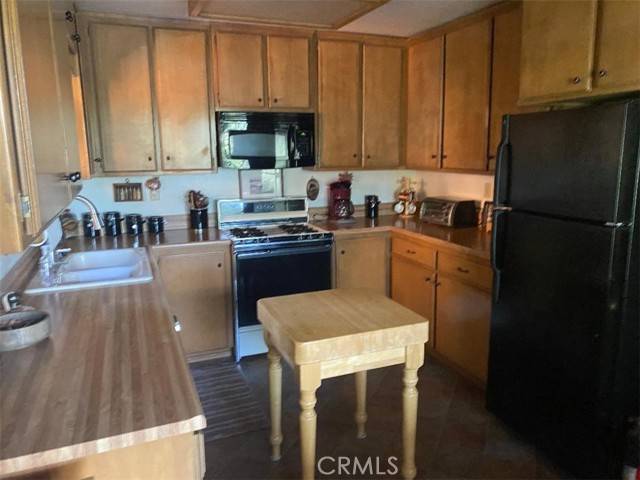 Crestline, CA 92325,23874 Scenic Drive