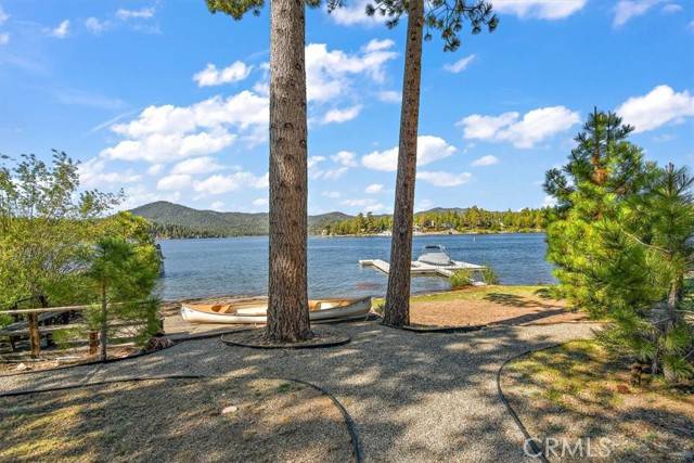 Big Bear Lake, CA 92315,39276 Waterview Drive