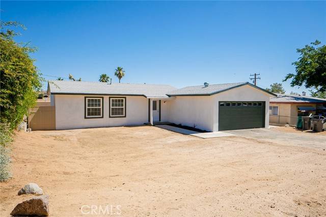 Joshua Tree, CA 92252,61504 Sunburst Drive