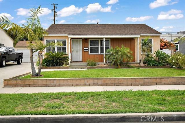 Lakewood, CA 90712,4514 Camerino Street