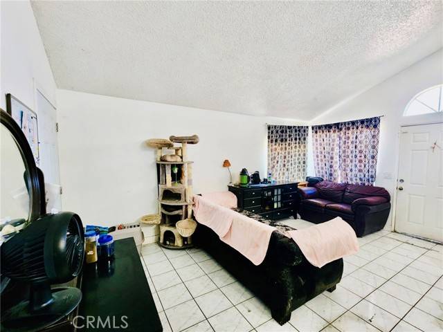 Rialto, CA 92376,3089 Cardamon Street