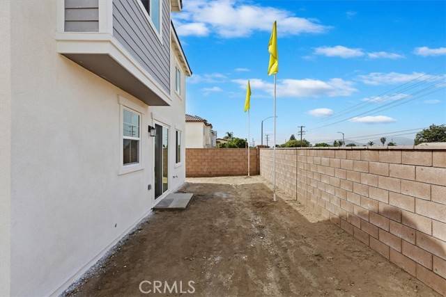 Rialto, CA 92376,1160 Carob Street