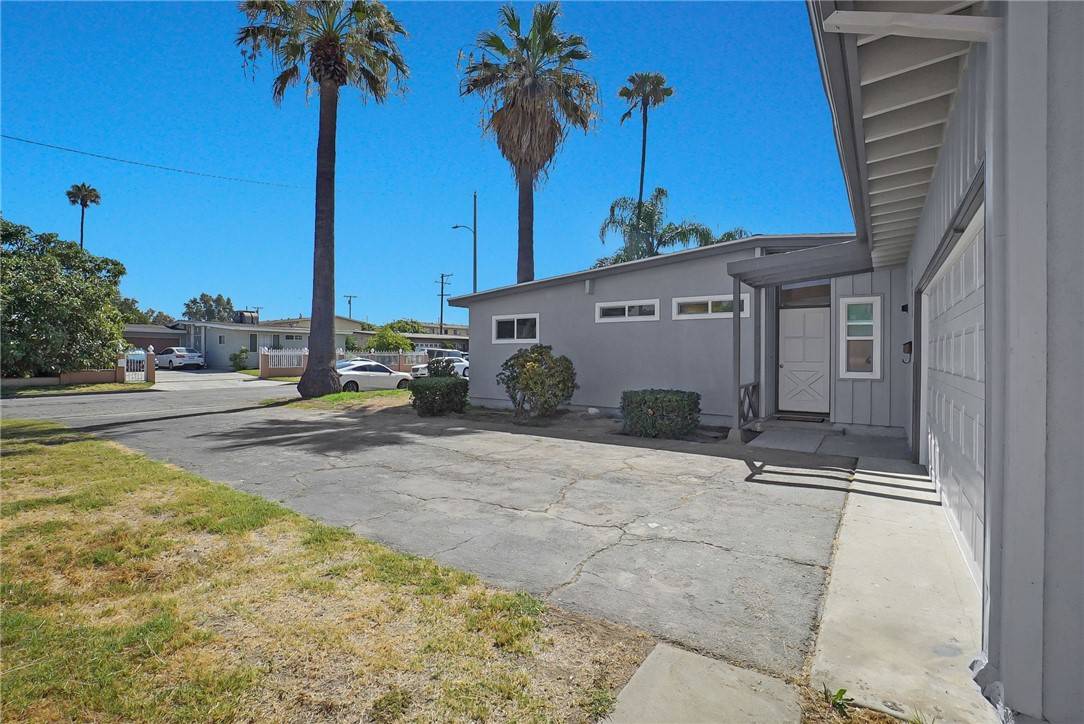 La Puente, CA 91746,14014 Donaldale Street