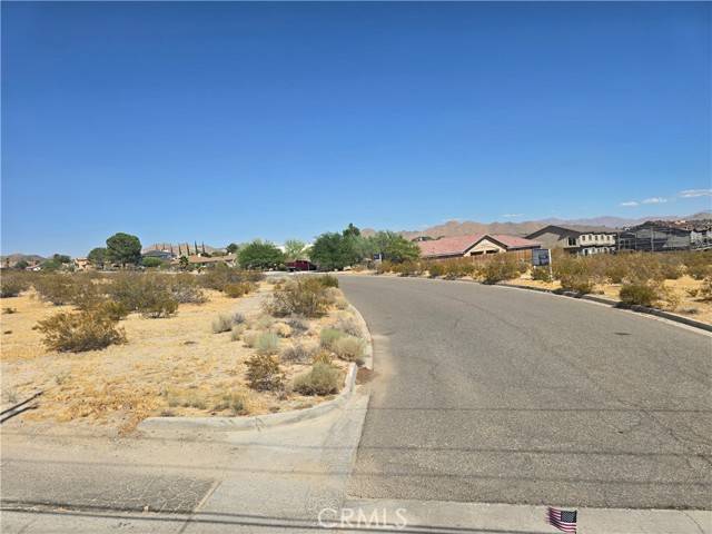 Apple Valley, CA 92307,0 Viho