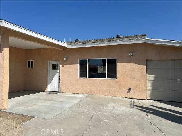 Fontana, CA 92335,15028 Arrow Route