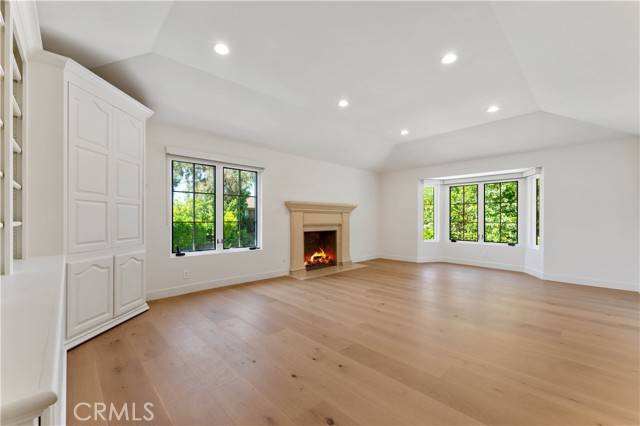 Beverly Hills, CA 90210,2847 Deep Canyon Drive