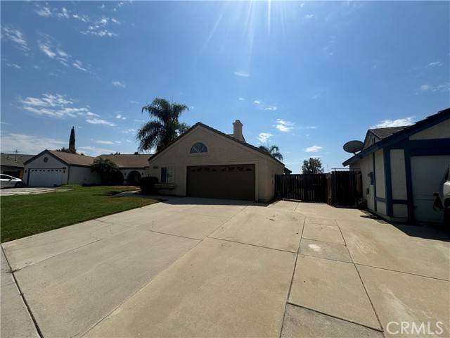 Moreno Valley, CA 92553,25567 Fernbush Street