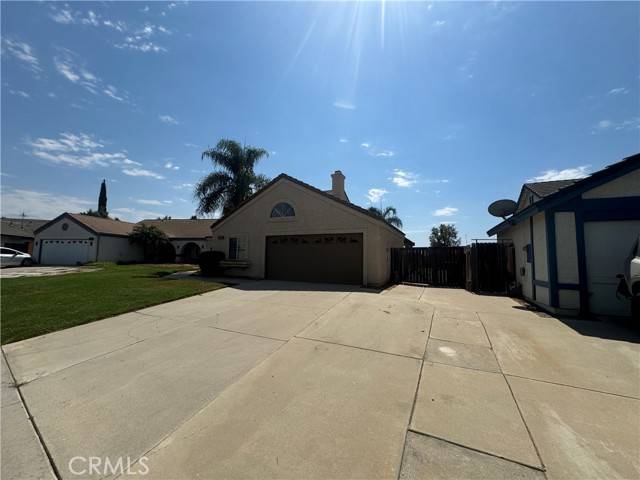 Moreno Valley, CA 92553,25567 Fernbush Street