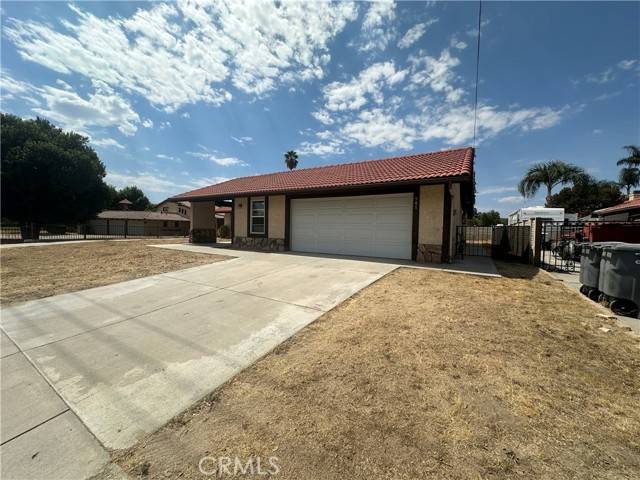 Hemet, CA 92544,541 N Hemet Street