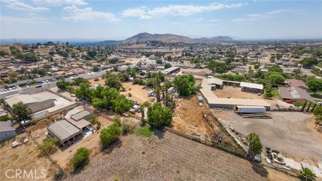 Jurupa Valley, CA 92509,3545 Valley Way